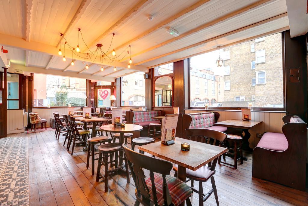 Publove @ The Exmouth Arms, Euston Londýn Exteriér fotografie